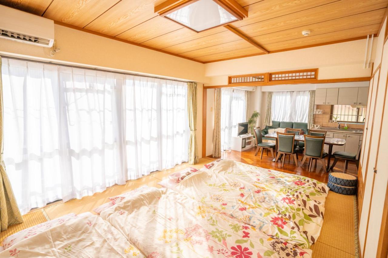 スマイルハイツ Apartman Naha Kültér fotó