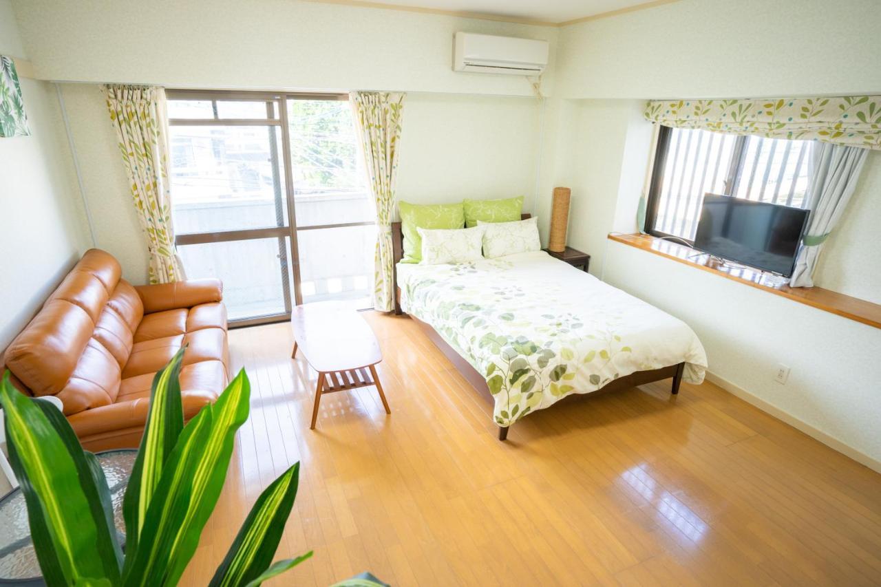 スマイルハイツ Apartman Naha Kültér fotó