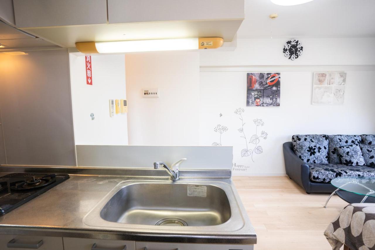 スマイルハイツ Apartman Naha Kültér fotó