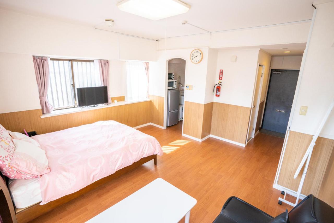 スマイルハイツ Apartman Naha Kültér fotó